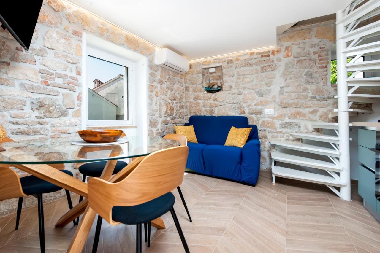 הוילה רוביני Casa Bellavista Sea View מראה חיצוני תמונה