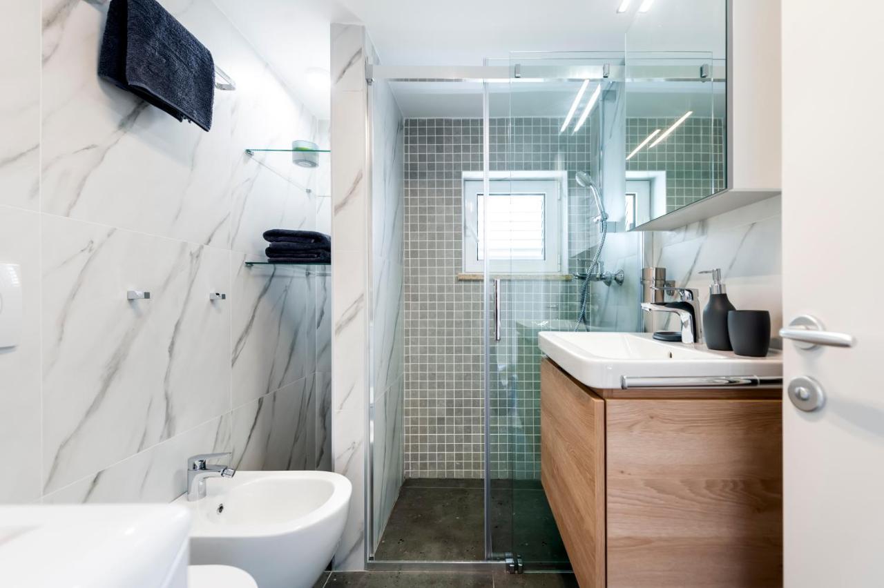הוילה רוביני Casa Bellavista Sea View מראה חיצוני תמונה