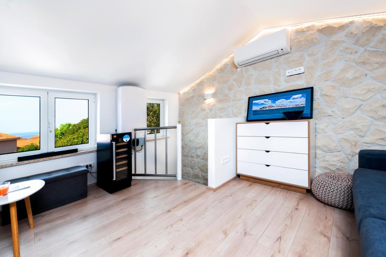 הוילה רוביני Casa Bellavista Sea View מראה חיצוני תמונה